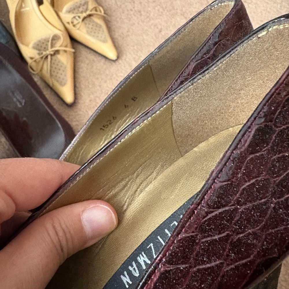 Stuart Weitzman Brown Heels with Textured Pattern - Picture 3 of 3
